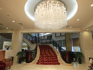 San Teh Hotel Nantung Kültér fotó